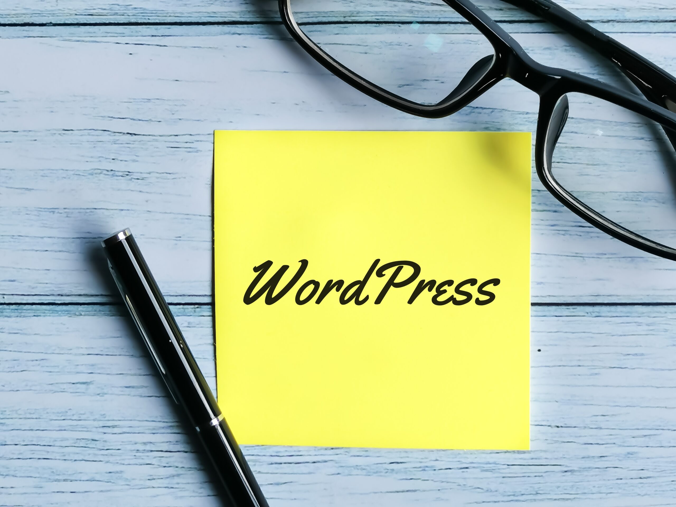 En este momento estás viendo ¿Qué es WordPress? Una guía completa para su definición y funcionamiento